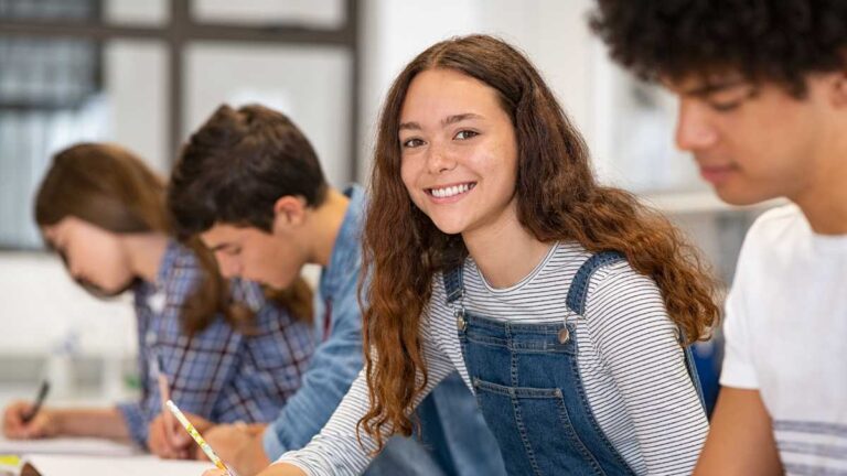 Texto para Interpretação 1 Ano Ensino Médio com Respostas: Guia Completo para Estudantes